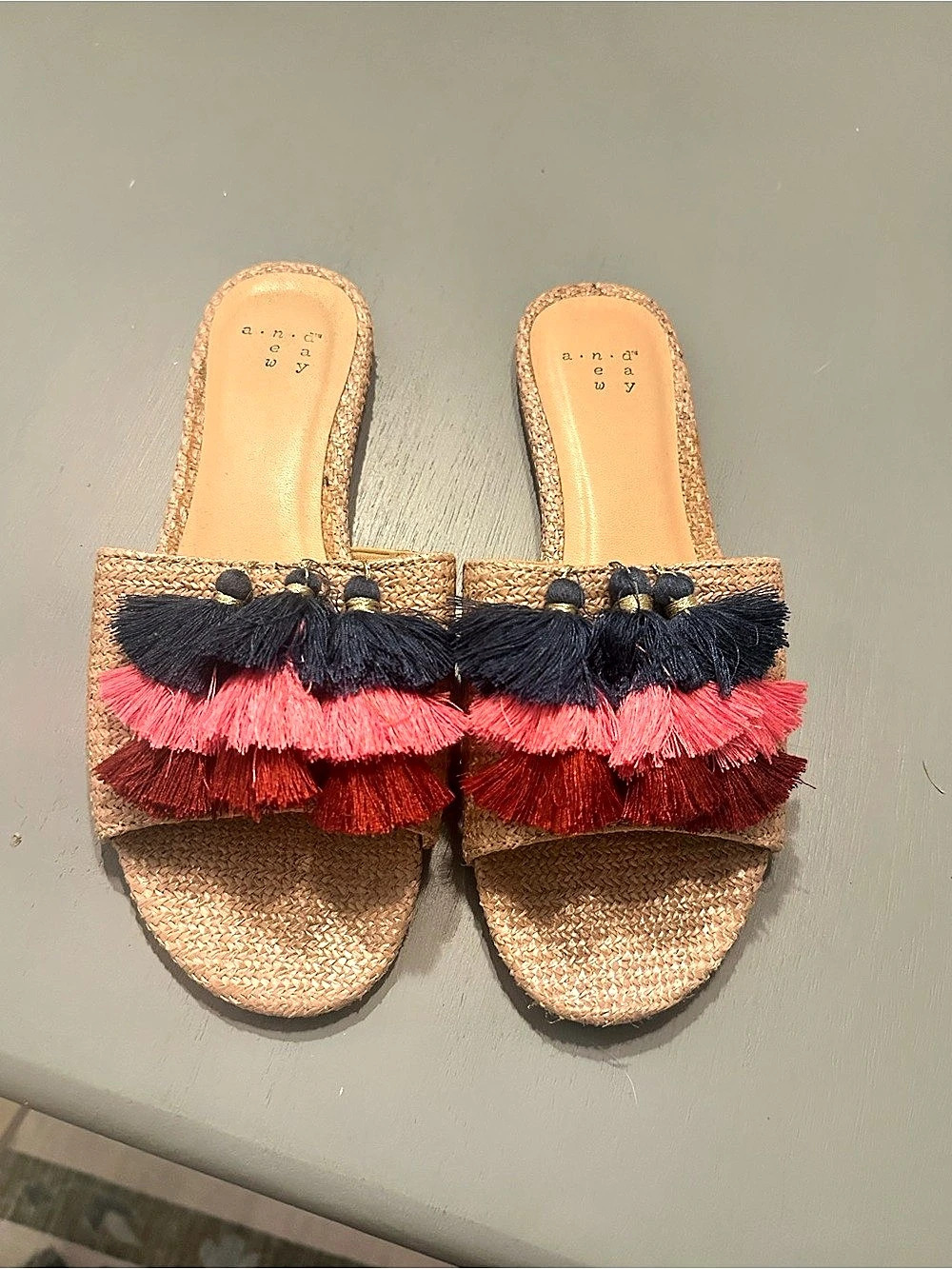 A New Day Ayana Natural Slide Sandals in Blue, Burgandy & Pink | Size 6